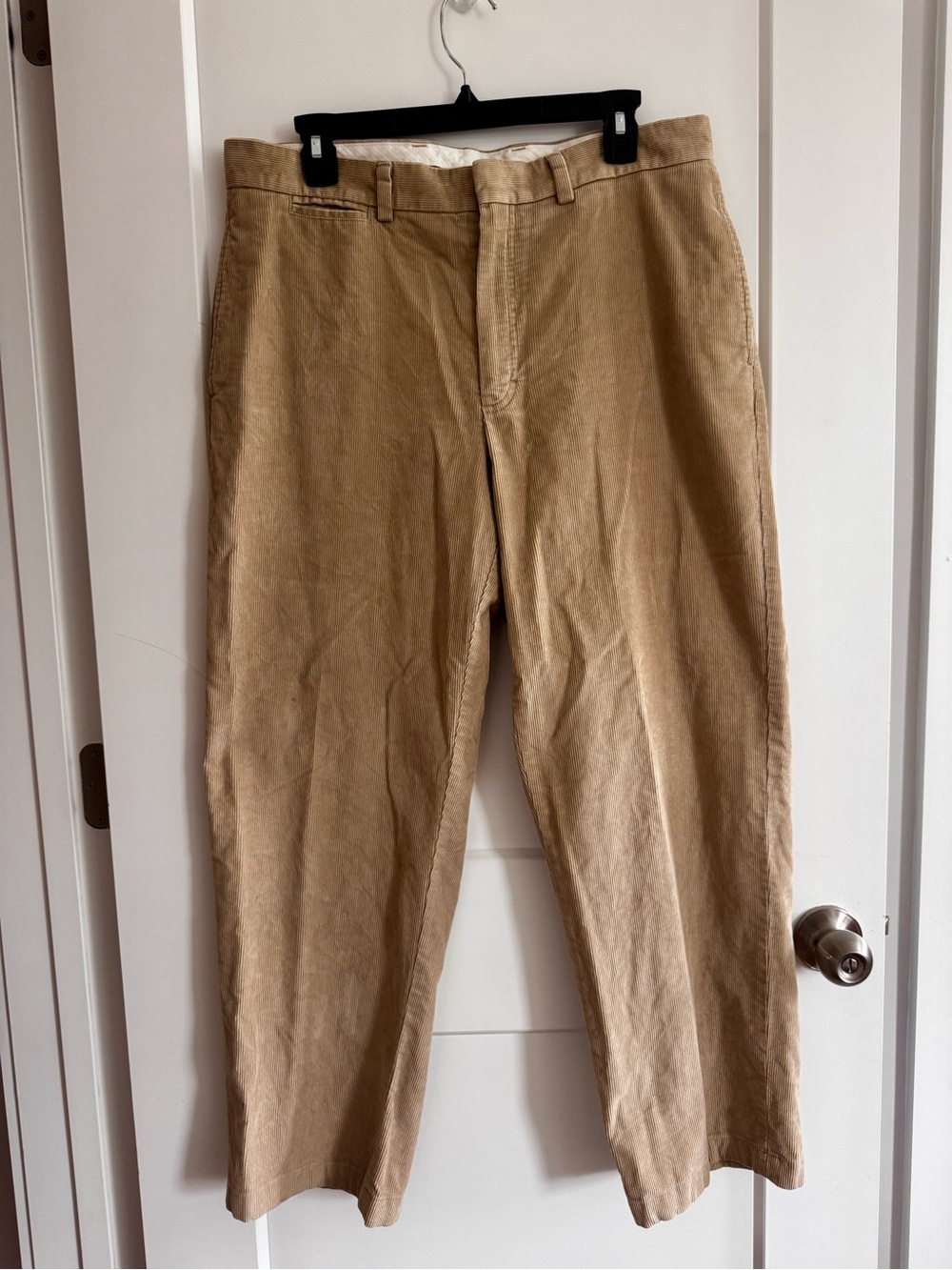 Men’s L.L. Bean Tan Cotton Corduroy Classic Fit Pants